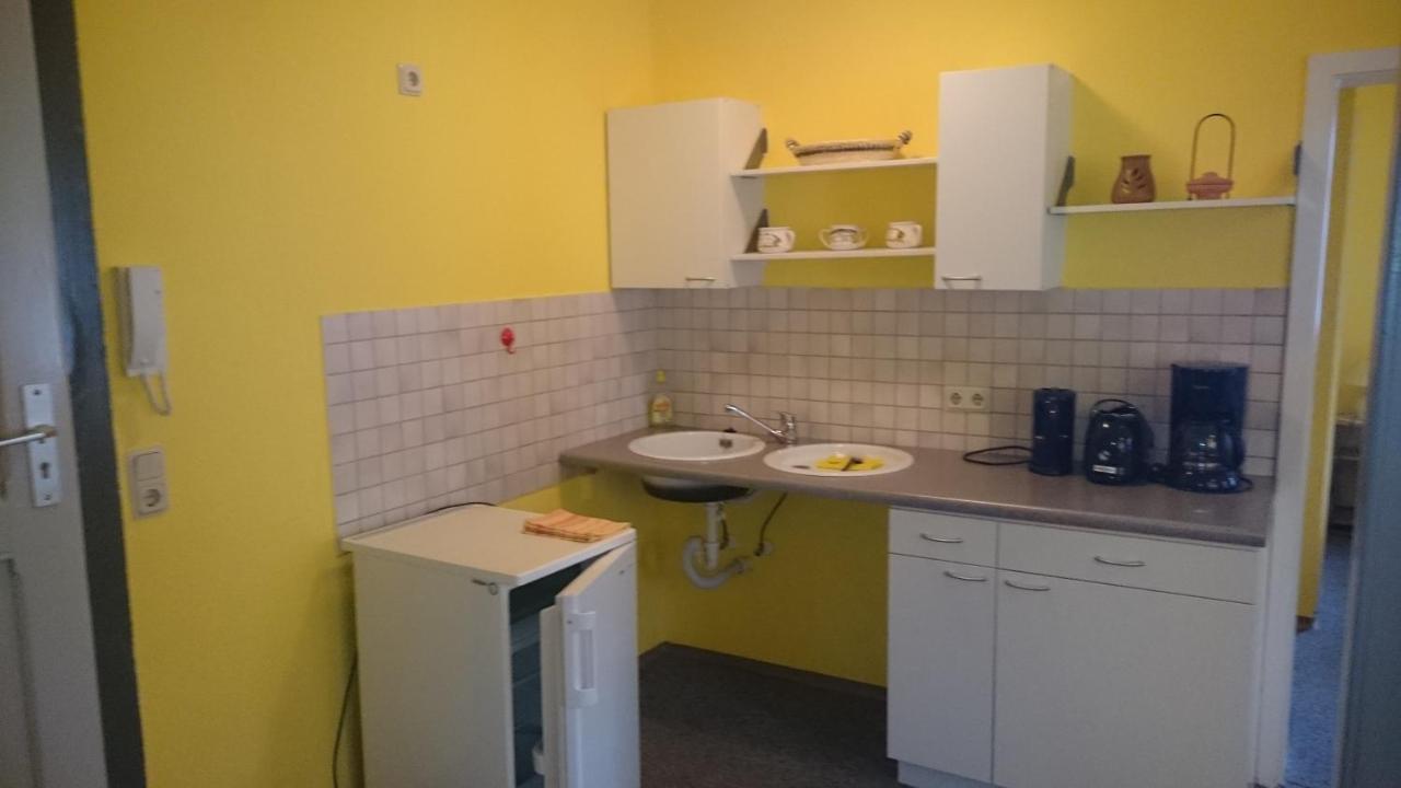 Gaststaette Und Pension Felsenthal Tabarz Exterior foto