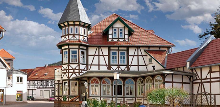 Gaststaette Und Pension Felsenthal Tabarz Exterior foto