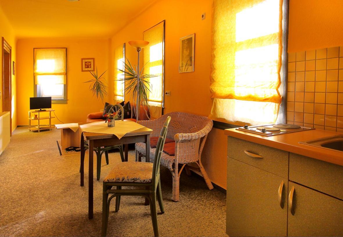 Gaststaette Und Pension Felsenthal Tabarz Quarto foto
